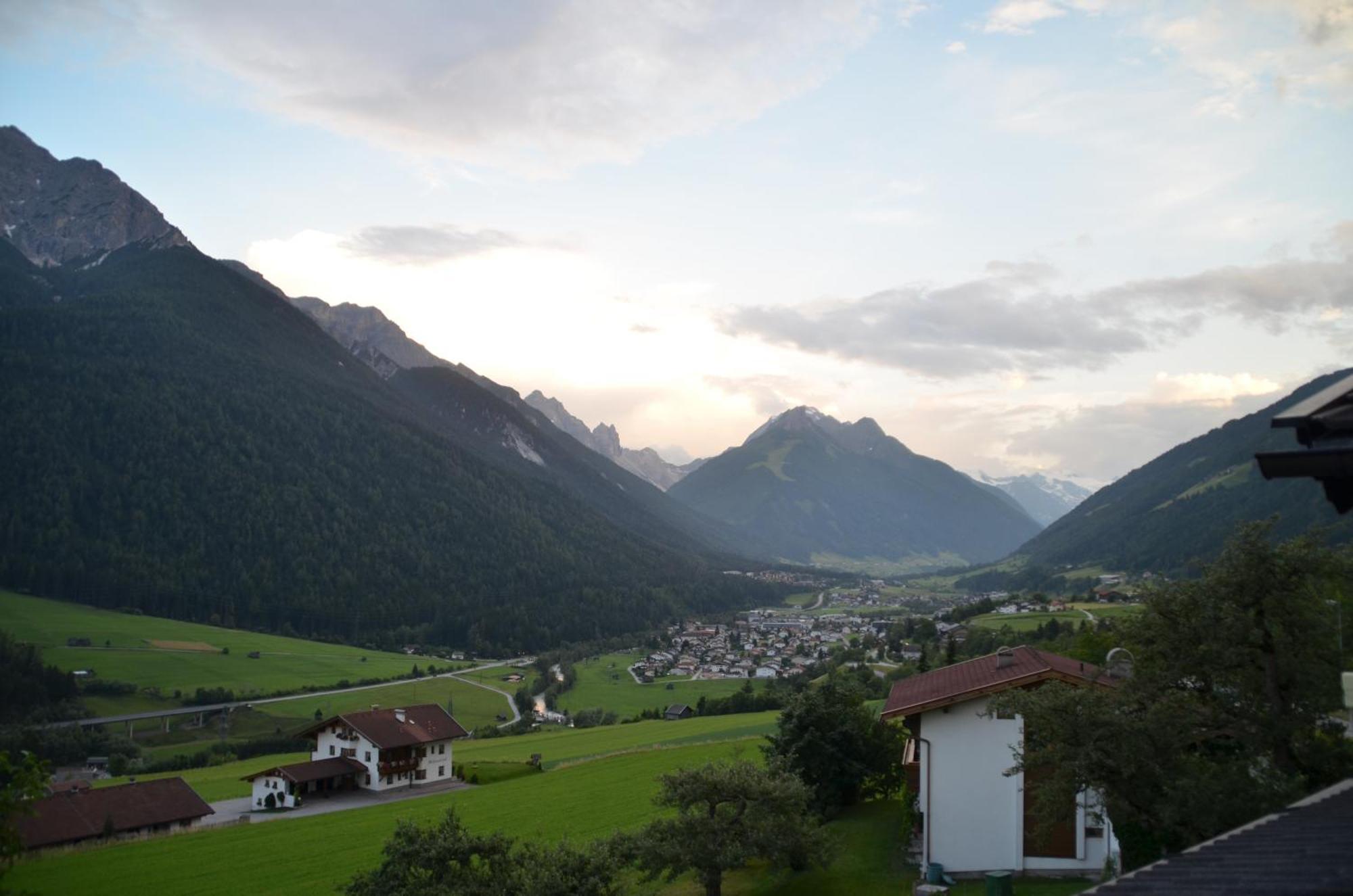 Pension Kirchbrugger Telfes im Stubai Dış mekan fotoğraf