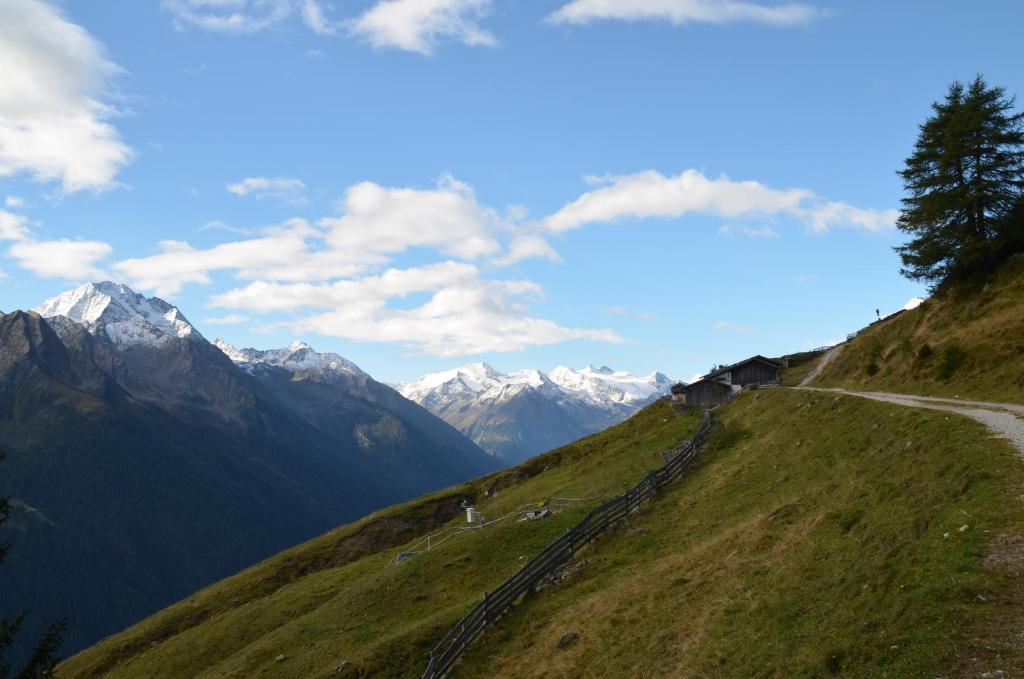 Pension Kirchbrugger Telfes im Stubai Dış mekan fotoğraf